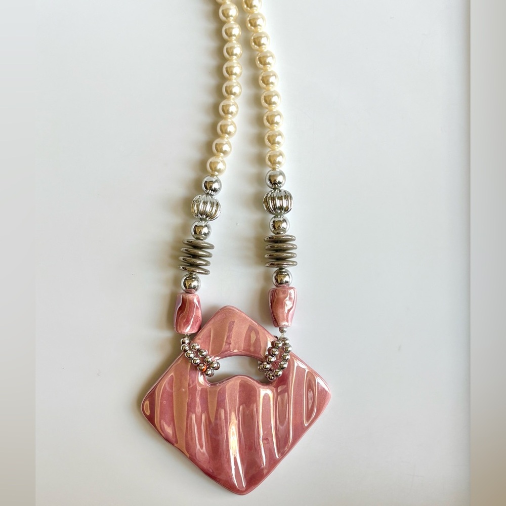 Vintage Pink and Silver Pendant Necklace